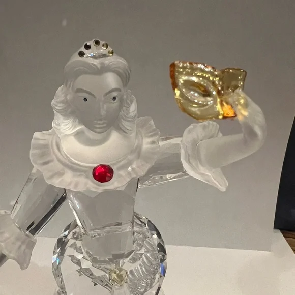 Swarovski SCS 2000 Masquerade Columbine with Plaque & Stand - Picture 2 of 3